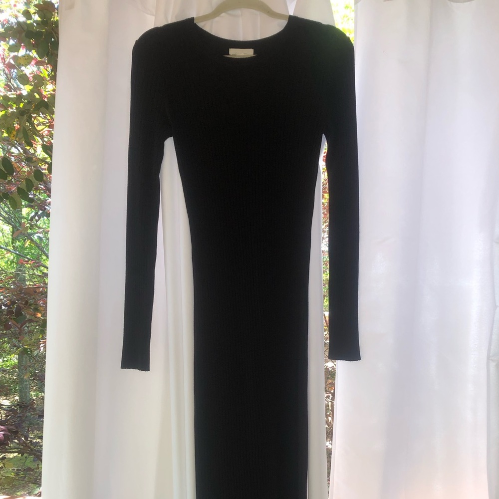 Ribbed Knit Bodycon Midi Dress